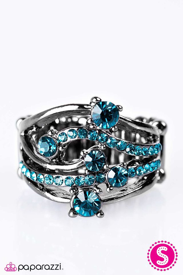 Paparazzi ♥ The Trophy Wife - Blue ♥ Ring