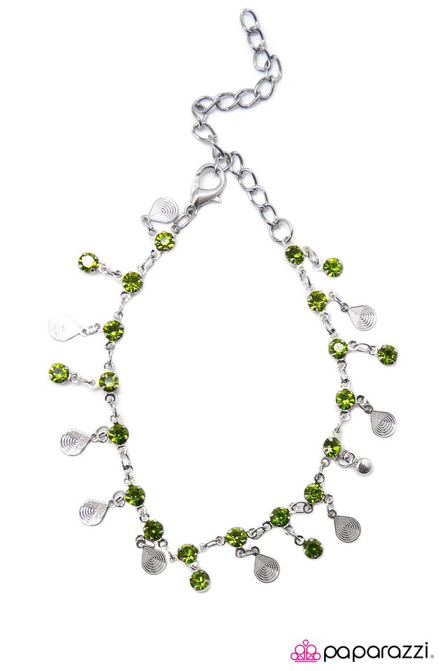 Paparazzi ♥ Rain, Rain Go Away - Green ♥ Bracelet
