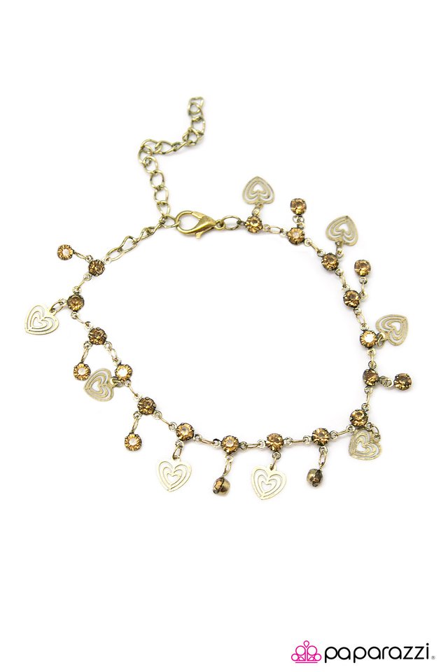 Paparazzi ♥ Hearts Desire - Brass ♥ Bracelet