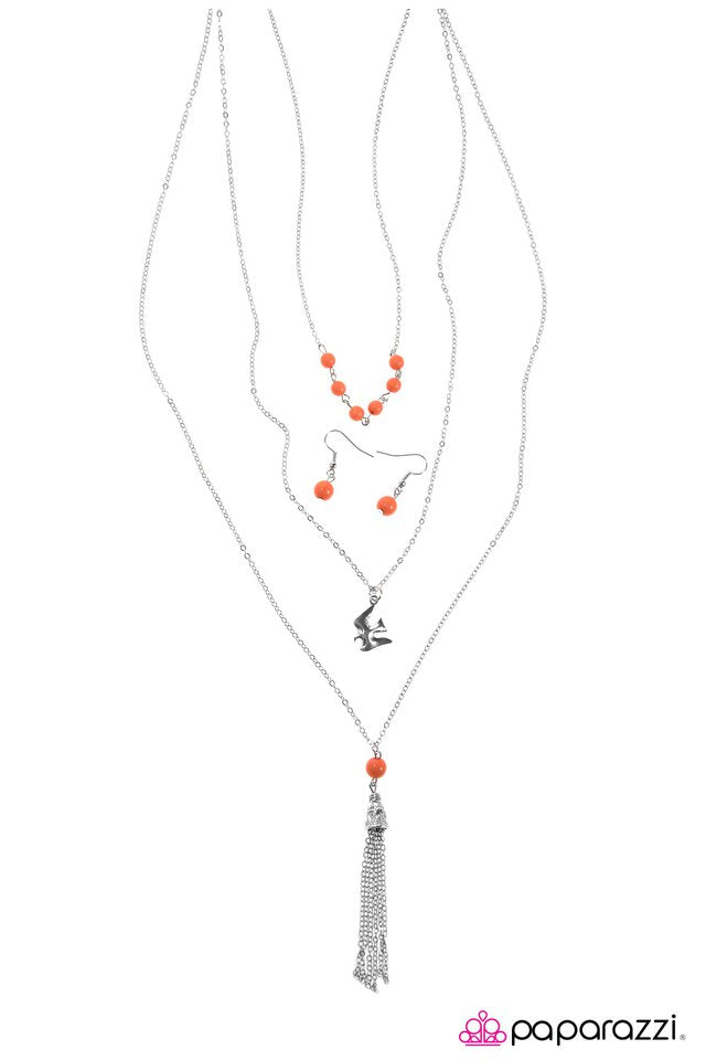 Paparazzi ♥ The Songbird - Orange ♥ Necklace