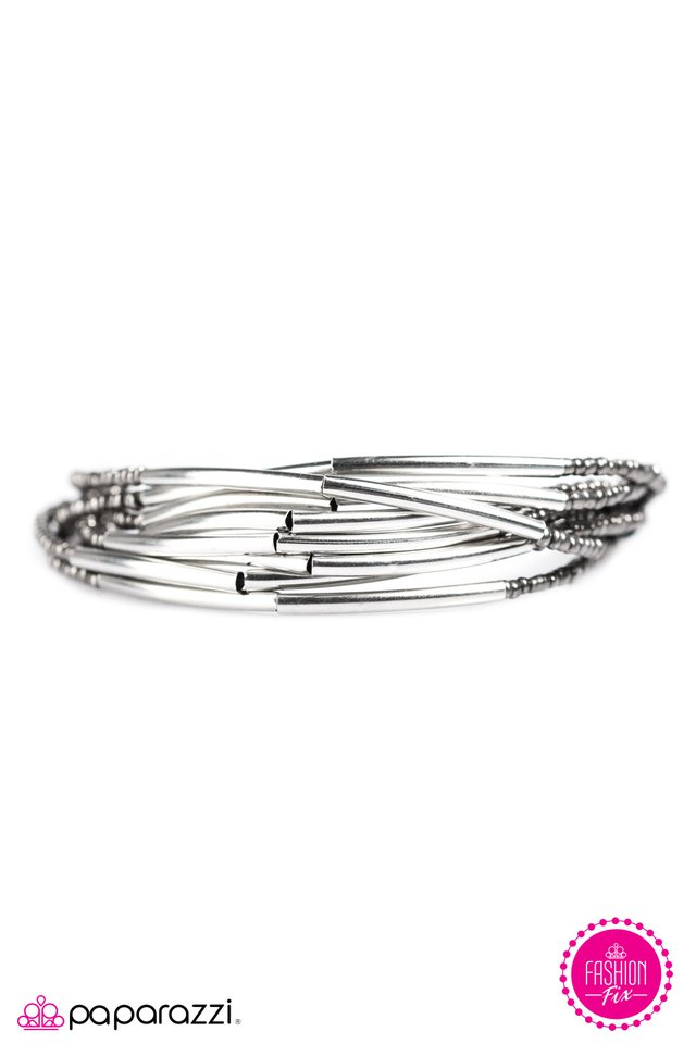 Paparazzi ♥ GLEAM On! - Silver ♥ Bracelet