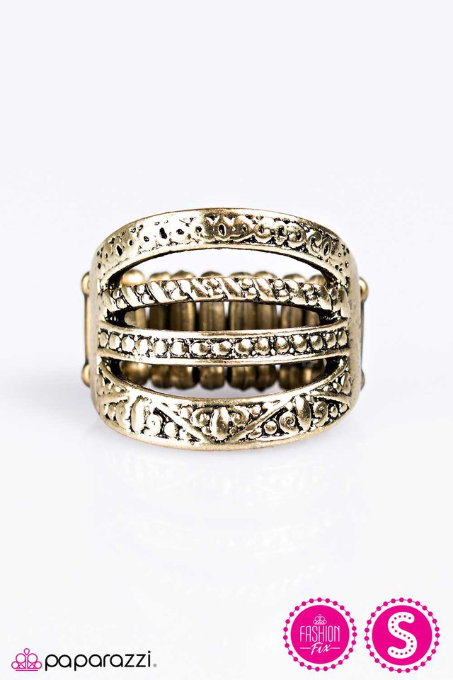 Paparazzi ♥ Get Your GROOVY On! - Brass ♥ Ring