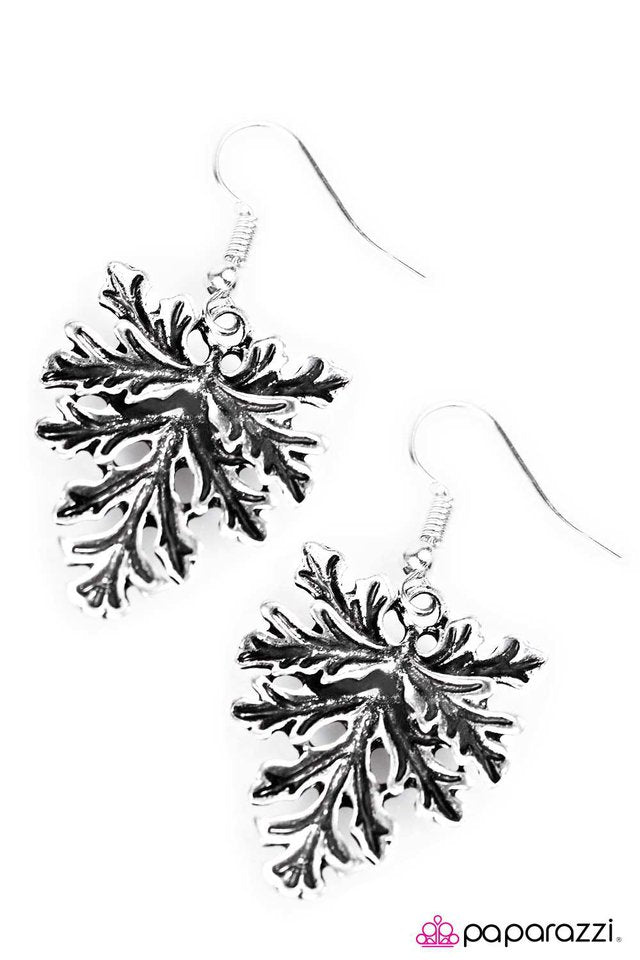 Paparazzi ♥ Tree Stars - Silver ♥ Earrings