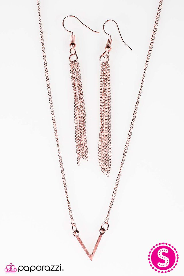 Paparazzi ♥ On Point - Copper ♥ Necklace