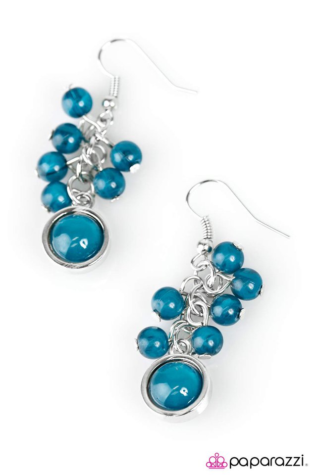 Paparazzi ♥ Bright Skies - Blue ♥ Earrings