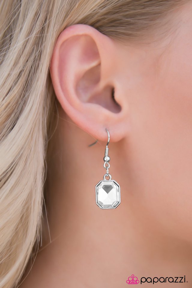 Paparazzi ♥ Till The Money Runs Out - White ♥ Necklace