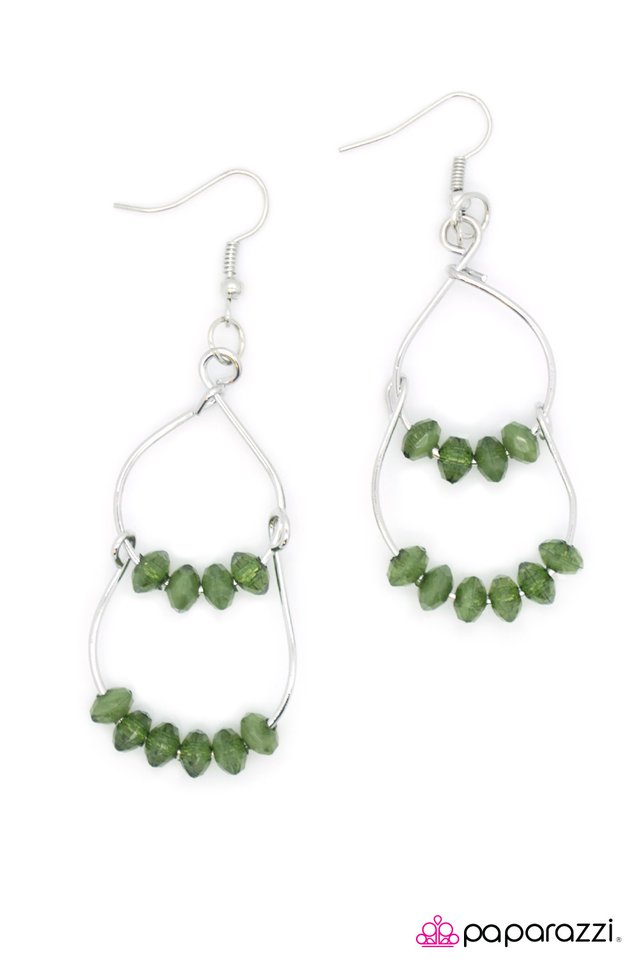 Paparazzi ♥ Master the Craft - Green ♥ Earrings