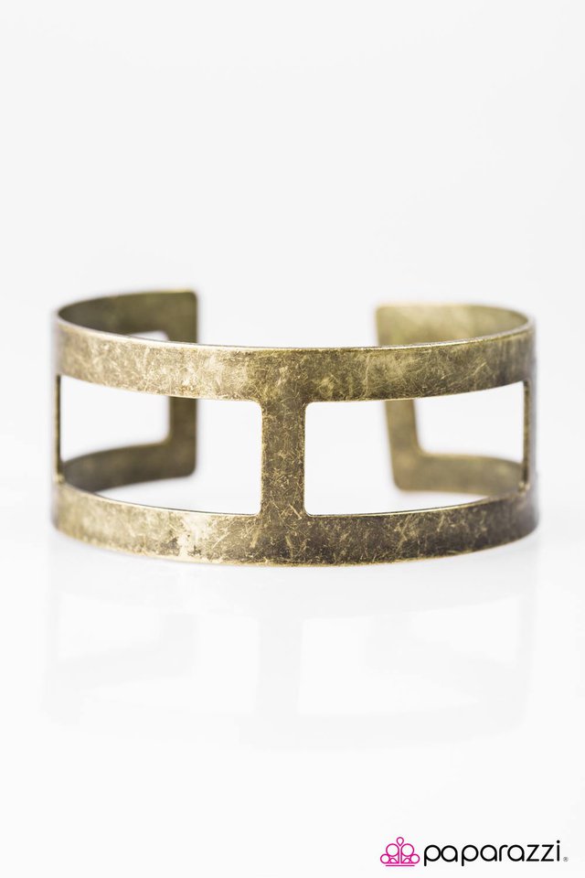 Paparazzi ♥ All The BRIGHT Reasons - Brass ♥ Bracelet