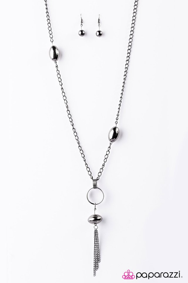 Paparazzi ♥ Time To Tassel - Black ♥ Necklace