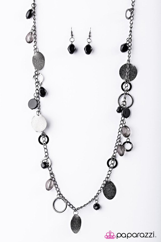 Paparazzi ♥ Let There Be Music - Black ♥ Necklace