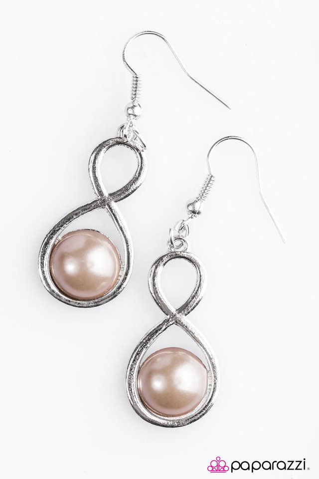 Paparazzi ♥ Musical Muse - Brown ♥ Earrings