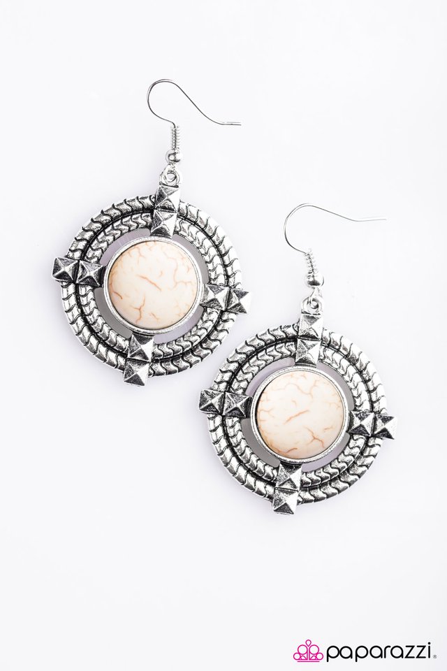Paparazzi ♥ Command Center - White ♥ Earrings