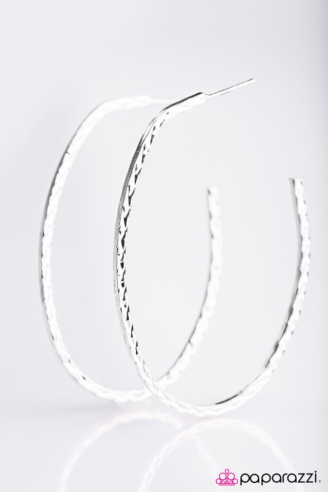 Paparazzi ♥ HOOP Day - Silver ♥ Earrings