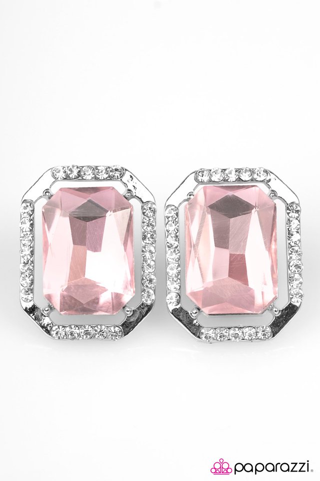Paparazzi ♥ Gatsby Glam - Pink ♥ Post Earrings