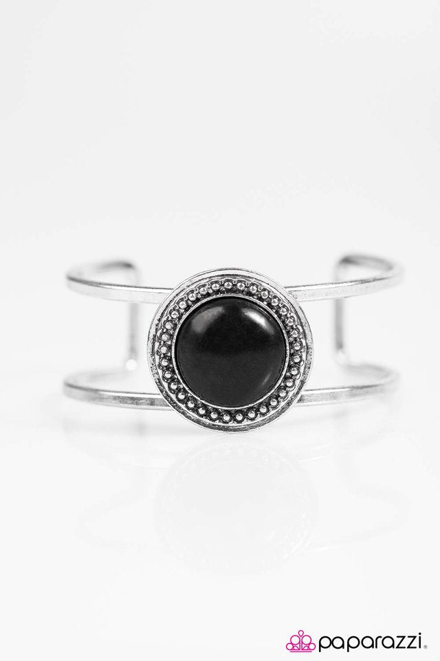 Paparazzi ♥ Rodeo Sweethearts - Black ♥ Bracelet