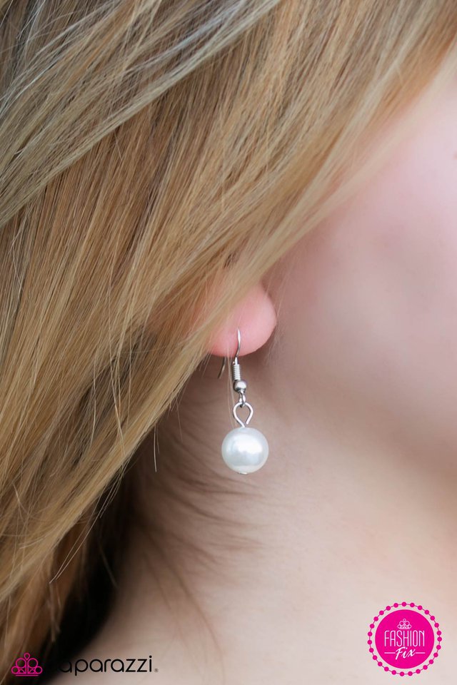 Paparazzi ♥ When I Think Of You - White ♥ Necklace
