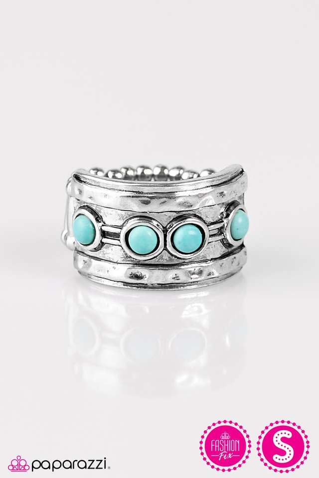 Paparazzi ♥ Rural Royalty - Blue ♥ Ring