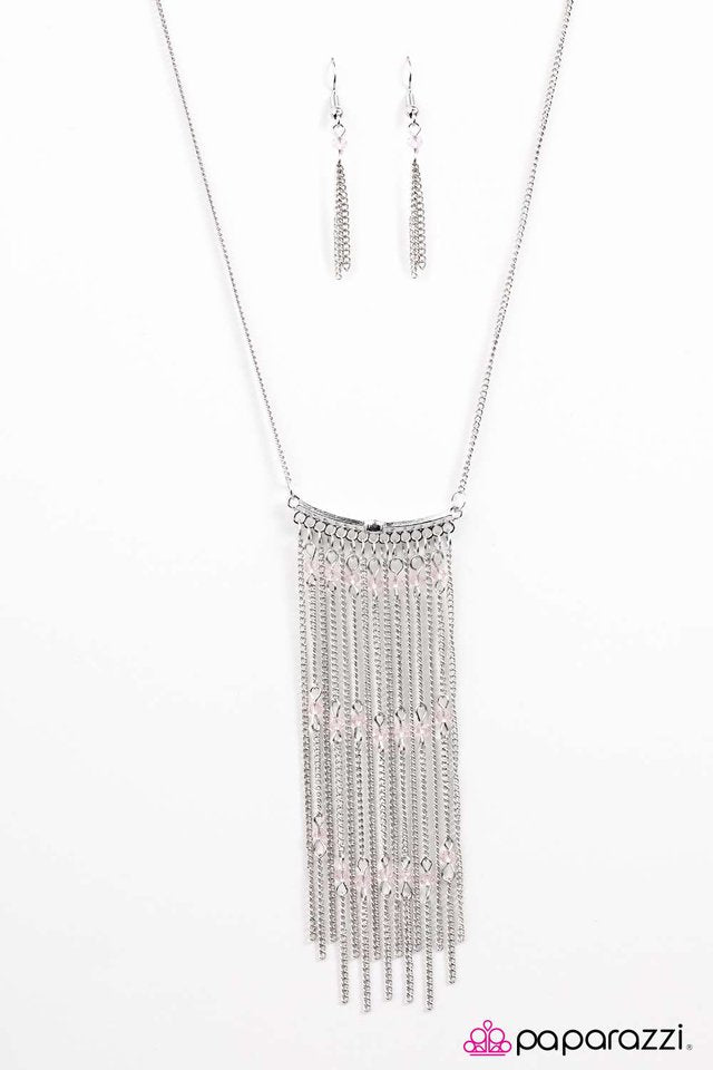 Paparazzi ♥ Pull Back the Curtain - Pink ♥ Necklace