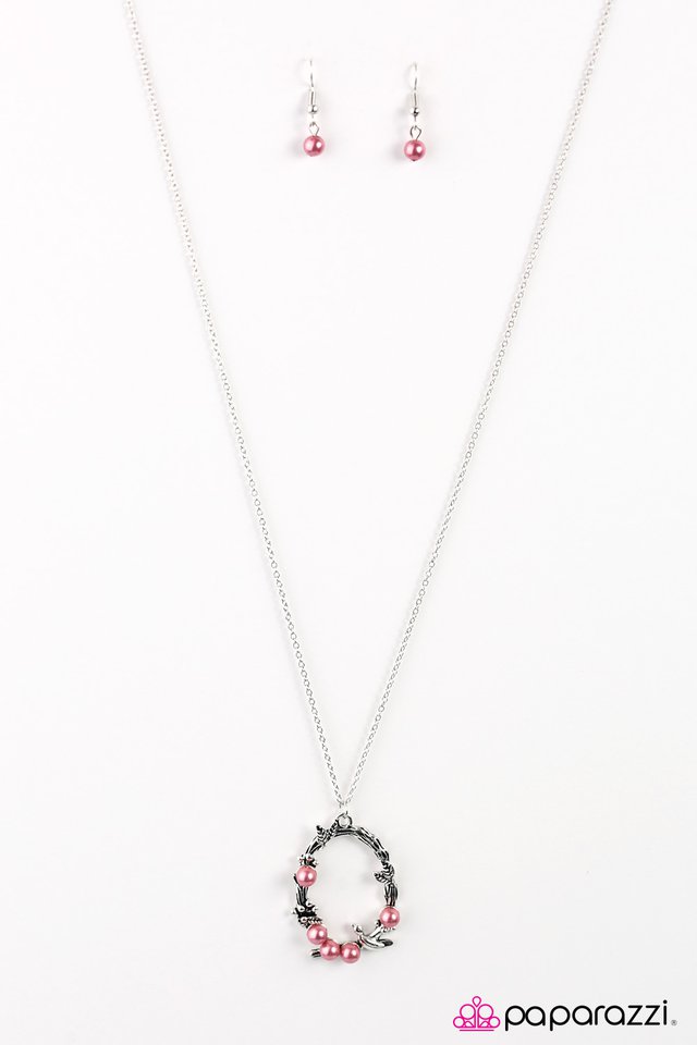 Paparazzi ♥ Bird Song - Pink ♥ Necklace