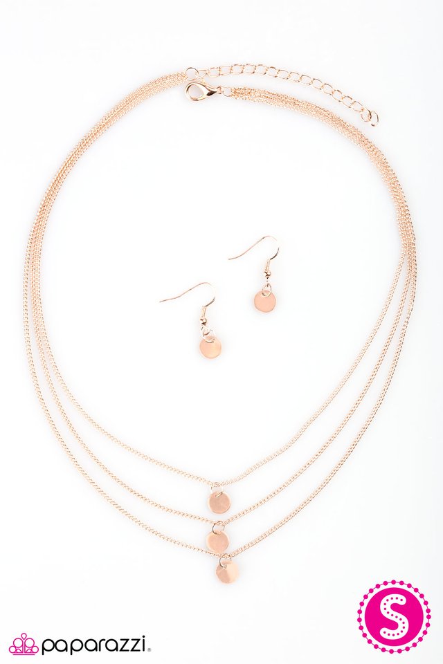 Paparazzi ♥ Trio Falls - Rose Gold ♥ Necklace