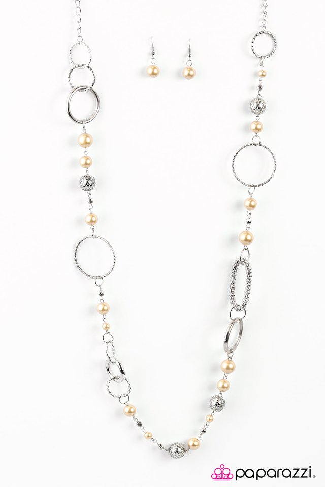 Paparazzi ♥ The Name of the Game - Yellow ♥ Necklace