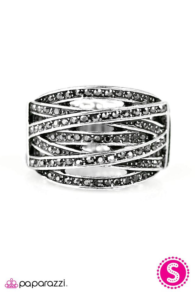 Paparazzi ♥ Richie Rich - Silver ♥ Ring