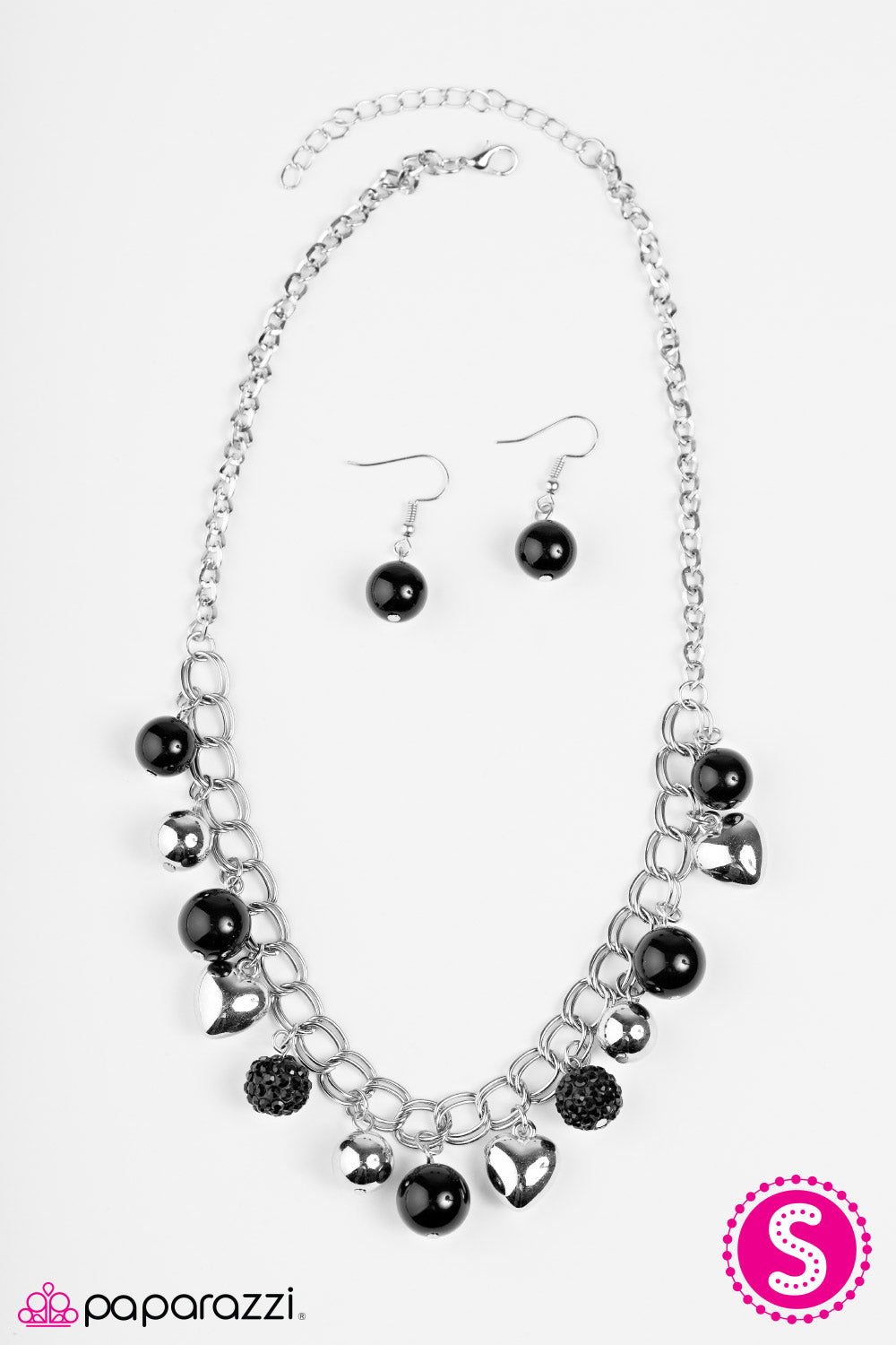 Paparazzi ♥ Twitterpated - Black ♥ Necklace