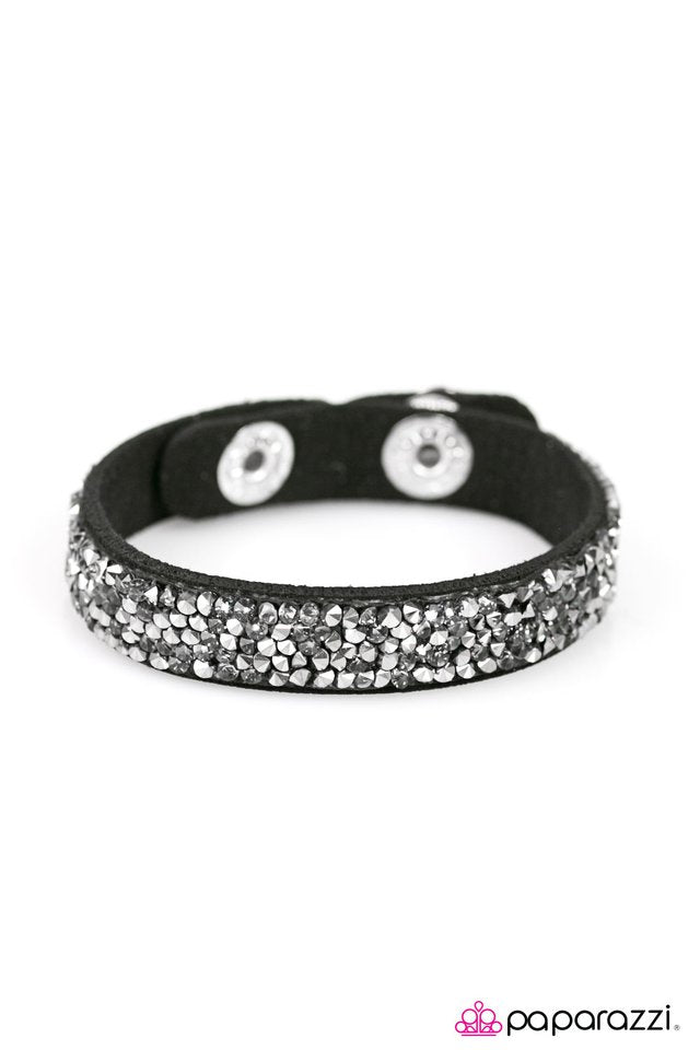 Paparazzi ♥ Big Girls Dont Cry - Black/Silver ♥ Bracelet