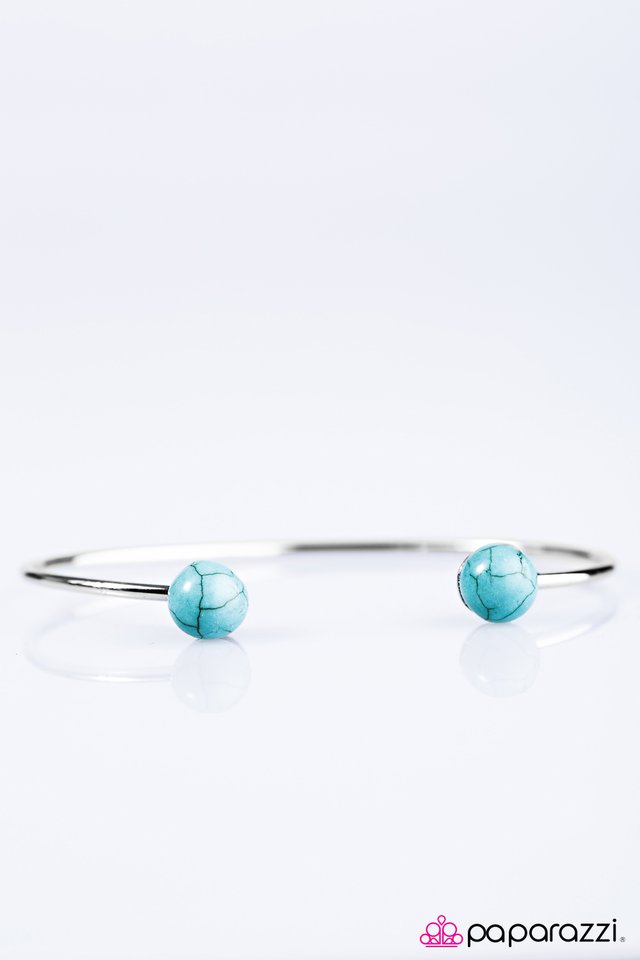 Paparazzi ♥ Give Me The Skinny - Blue ♥ Bracelet