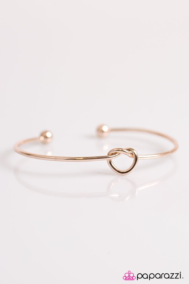 Paparazzi ♥ KNOT A Love Story - Rose Gold ♥ Bracelet