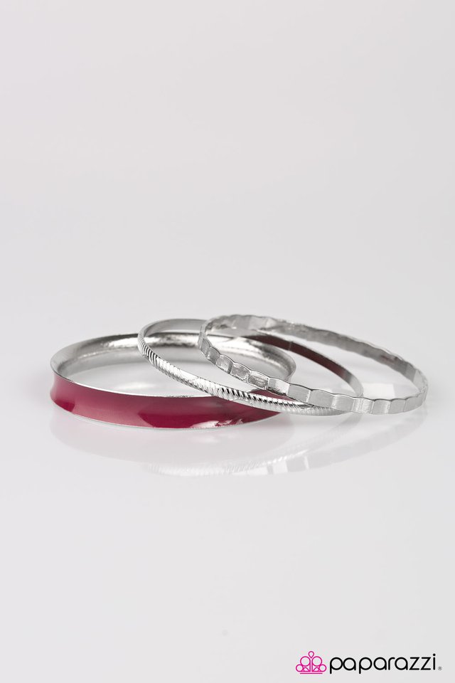 Paparazzi ♥ Shes A METAL Maniac - Pink ♥ Bracelet