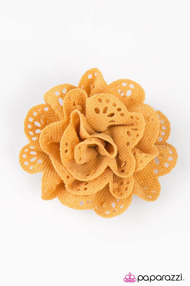Paparazzi ♥ In Your LACE! - Yellow ♥ Hair Clip