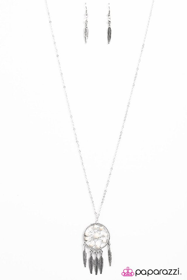 Paparazzi ♥ Desert Dreams - White ♥ Necklace
