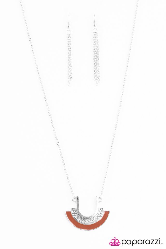 Paparazzi ♥ Foxy Cleopatra - Brown ♥ Necklace