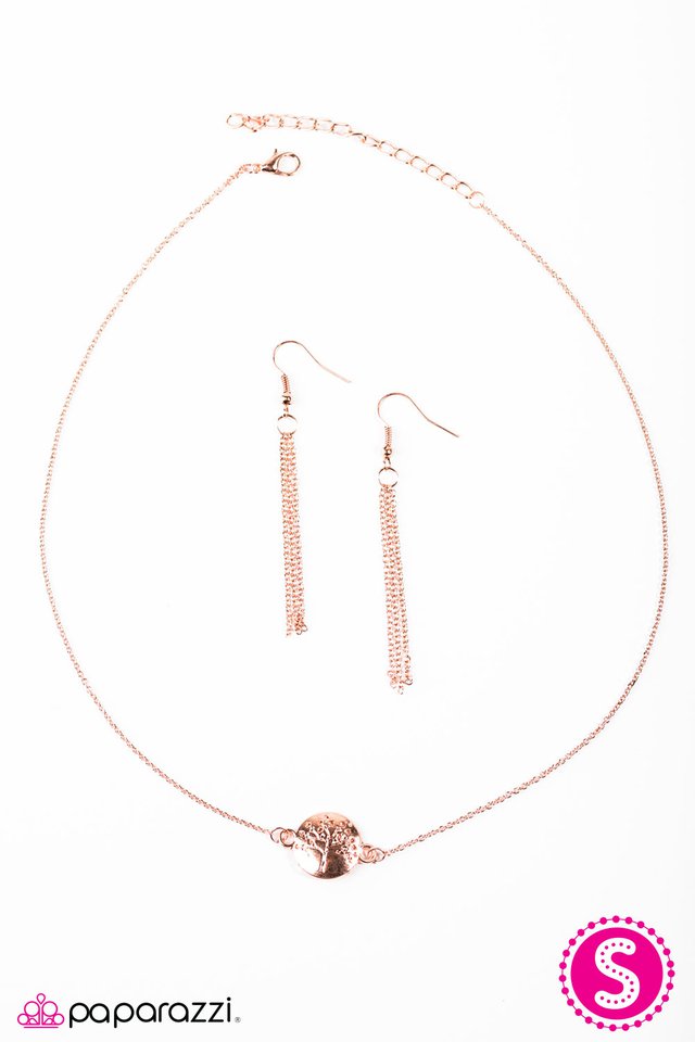 Paparazzi ♥ Strong Roots - Copper ♥ Necklace