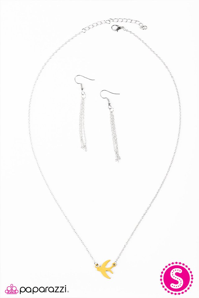 Paparazzi ♥ Bird On A Wire - Yellow ♥ Necklace