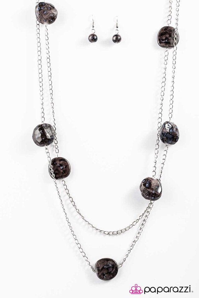 Paparazzi ♥ Rockstar Status - Brown ♥ Necklace