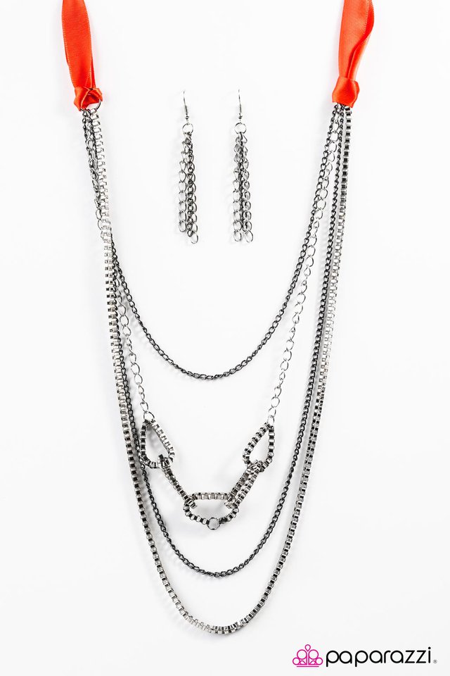 Paparazzi ♥ Delicately Dangerous - Orange ♥ Necklace