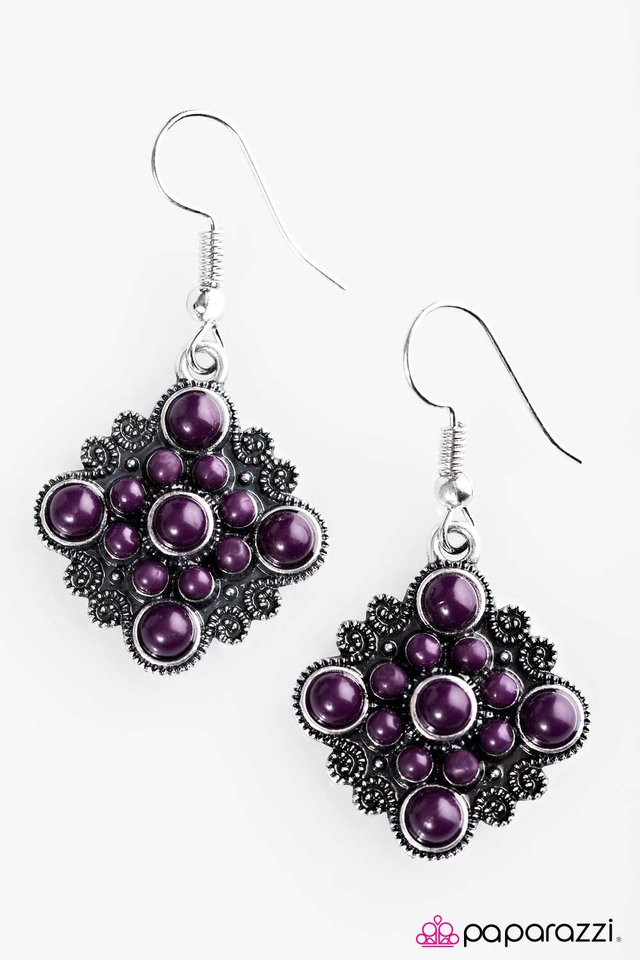 Paparazzi ♥ Vintage Vibrato - Purple ♥ Earrings