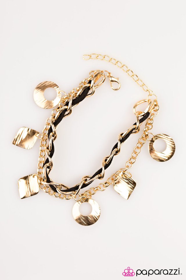 Paparazzi ♥ Fashion Fusion - Gold ♥ Bracelet