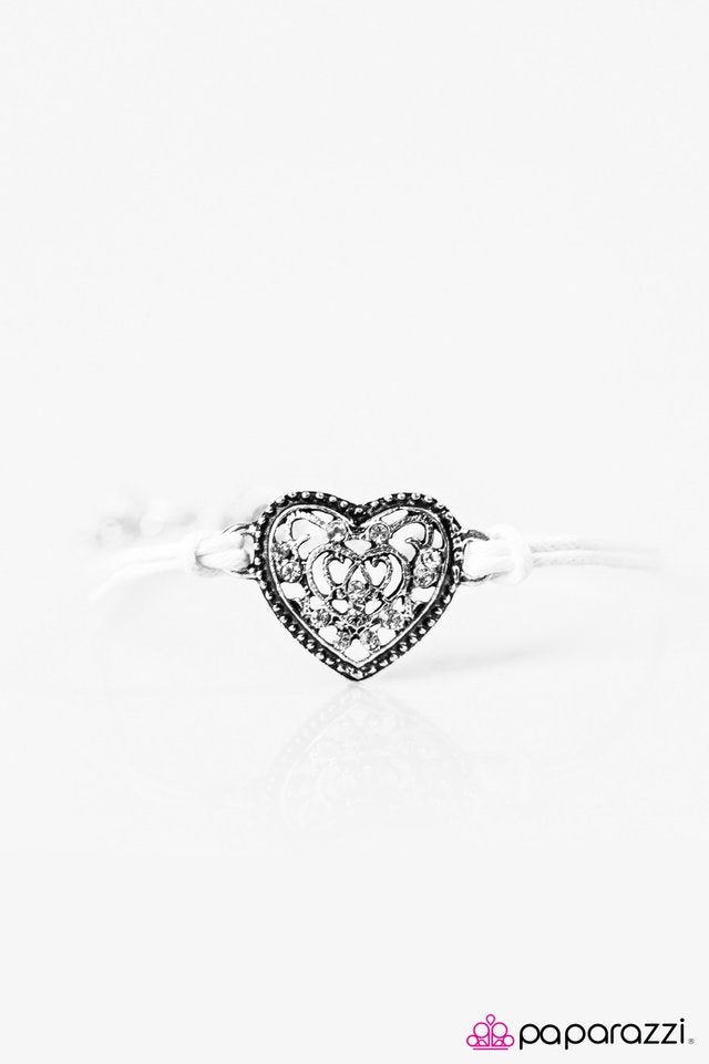 Paparazzi ♥ Heart On A String - White ♥ Bracelet