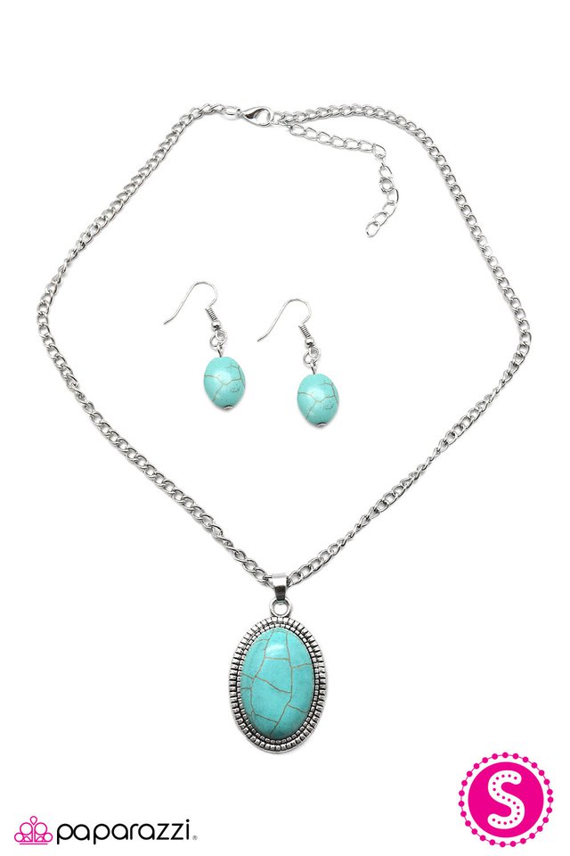 Paparazzi ♥ Stagecoach - Blue ♥ Necklace