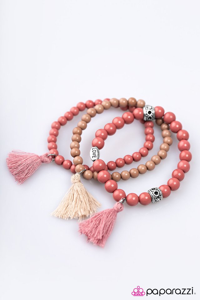 Paparazzi ♥ Studying Abroad - Pink ♥ Bracelet