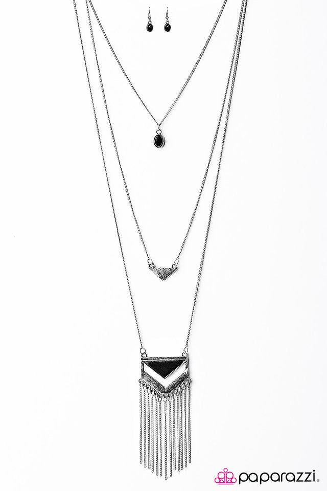 Paparazzi ♥ Rainbow Cliffs - Black ♥ Necklace