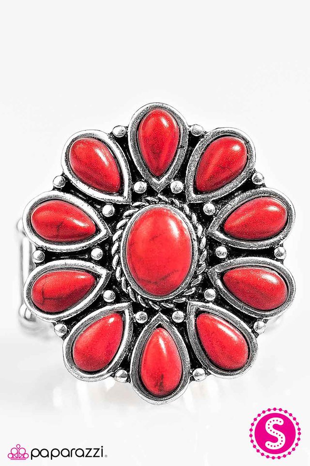 Paparazzi ♥ Desert Daisy - Red ♥ Ring