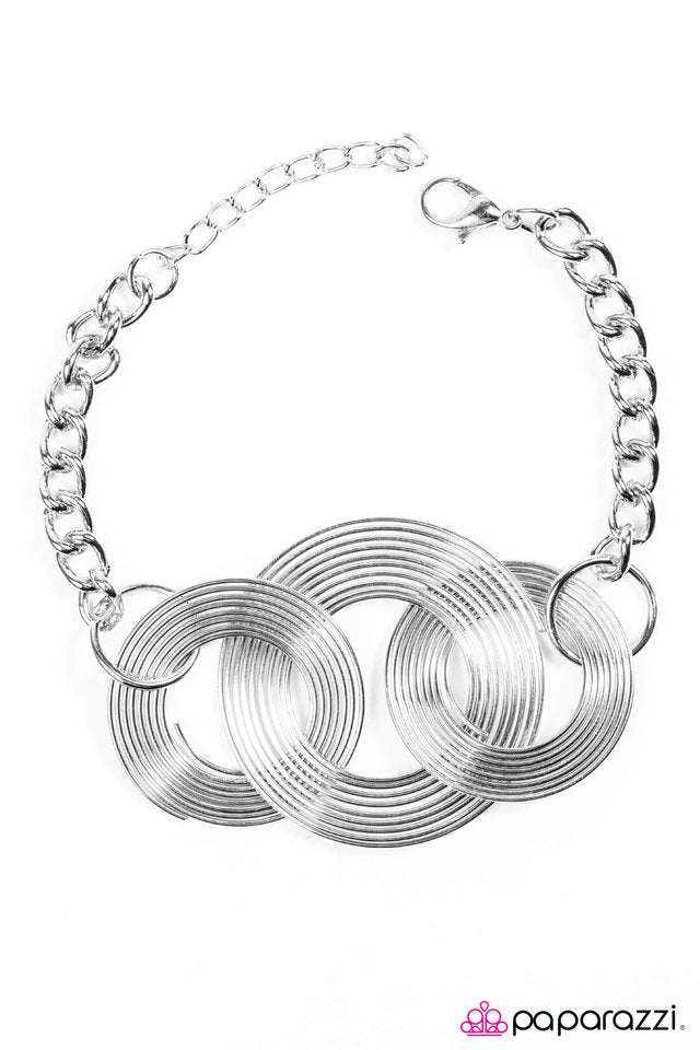 Paparazzi ♥ Hit Record - Silver ♥ Bracelet