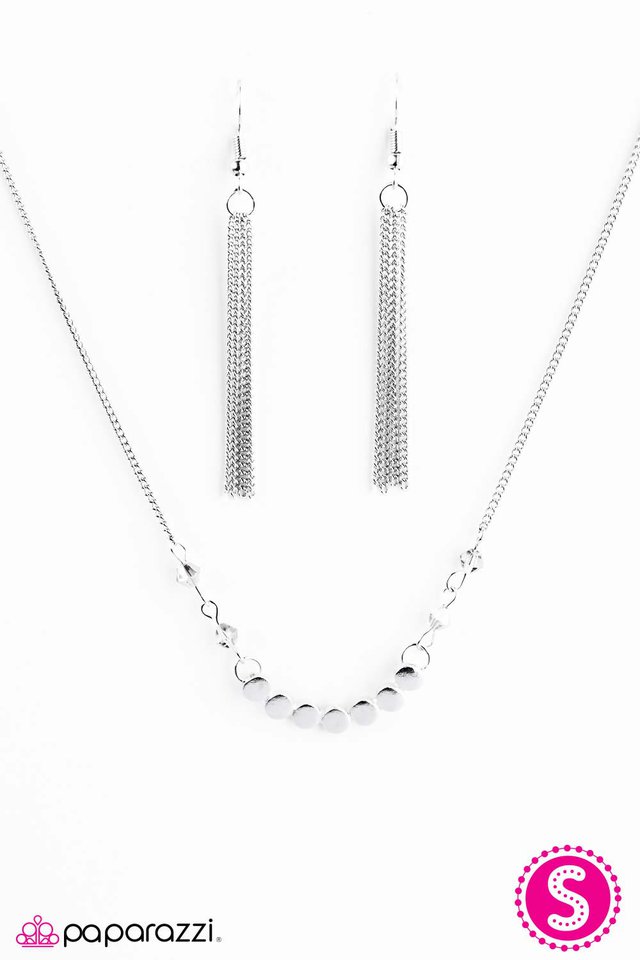 Paparazzi ♥ Up Your Glow - Siilver ♥ Necklace