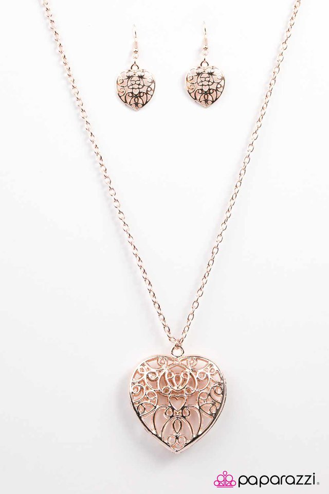 Paparazzi ♥ Deep In My Heart - Rose Gold ♥ Necklace