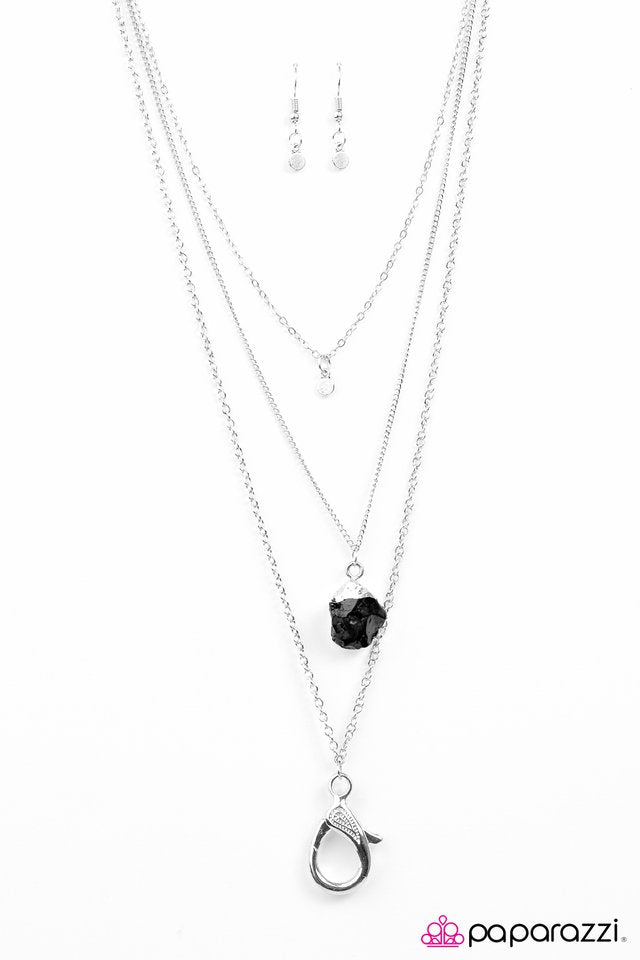 Paparazzi ♥ Easy On The Druzy - Black ♥ Lanyard