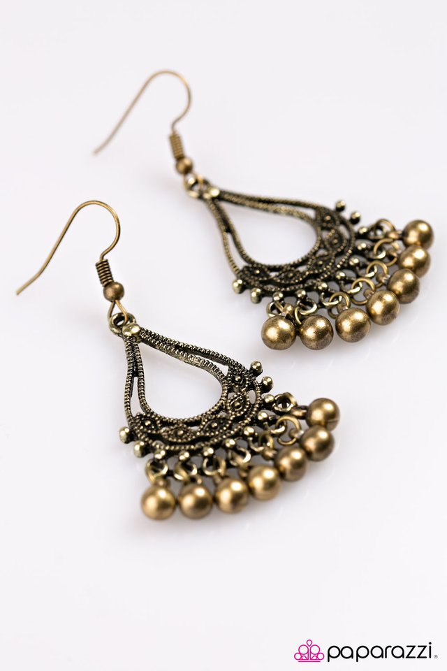 Paparazzi ♥ Midday Radiance - Brass ♥ Earrings